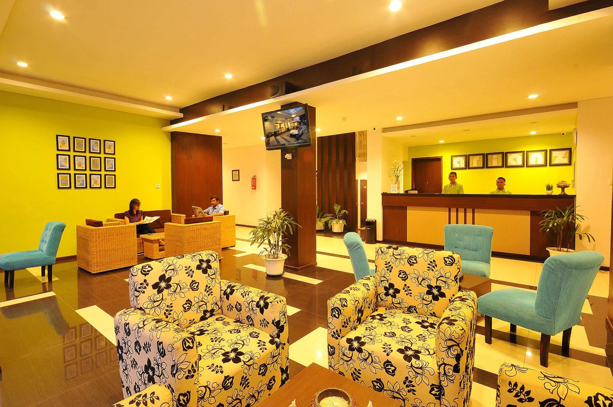 Sunwood Hotel Arianz Ματαράμ Εξωτερικό φωτογραφία