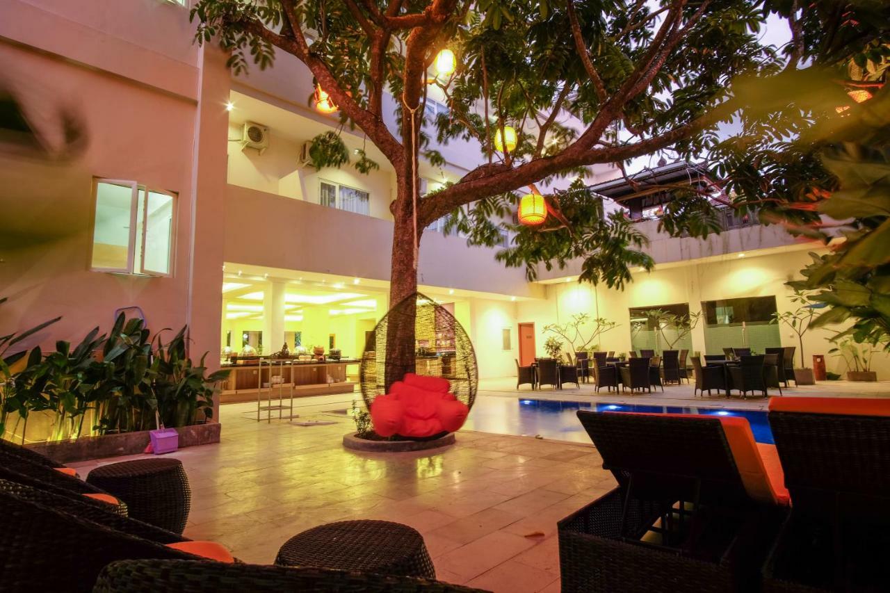 Sunwood Hotel Arianz Ματαράμ Εξωτερικό φωτογραφία